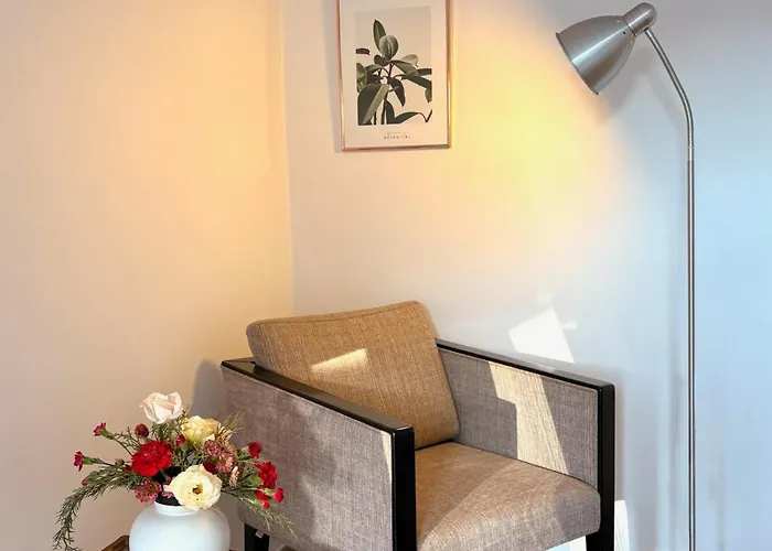 Daon 10 Mins To Arex Hongdae Station Private 4 Bedroom House With 4 Queen Beds ソウル特別市