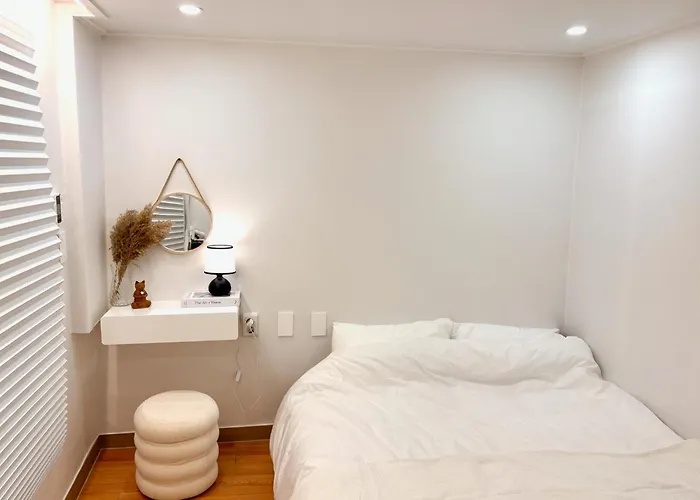 Daon 10 Mins To Arex Hongdae Station Private 4 Bedroom House With 4 Queen Beds * ソウル特別市