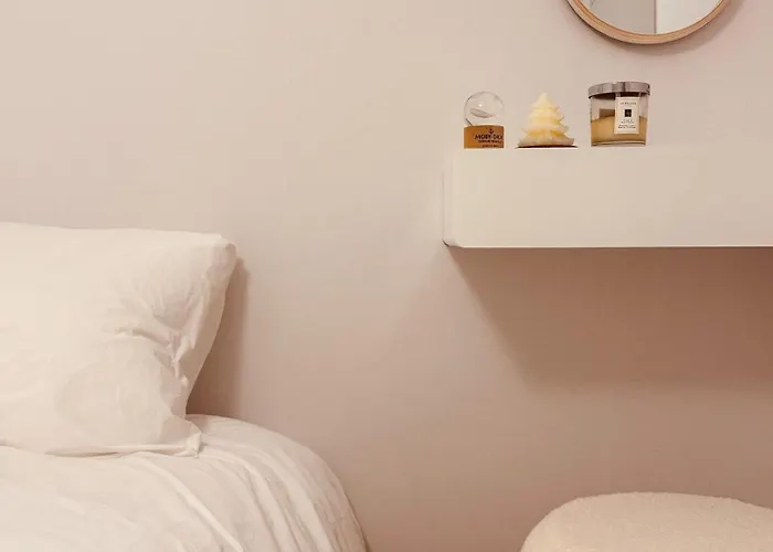 Daon 10 Mins To Arex Hongdae Station Private 4 Bedroom House With 4 Queen Beds ヴィラ